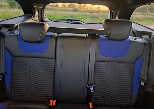 Ford Focus cena 50500 przebieg: 140000, rok produkcji 2015 z Wrocław małe 466